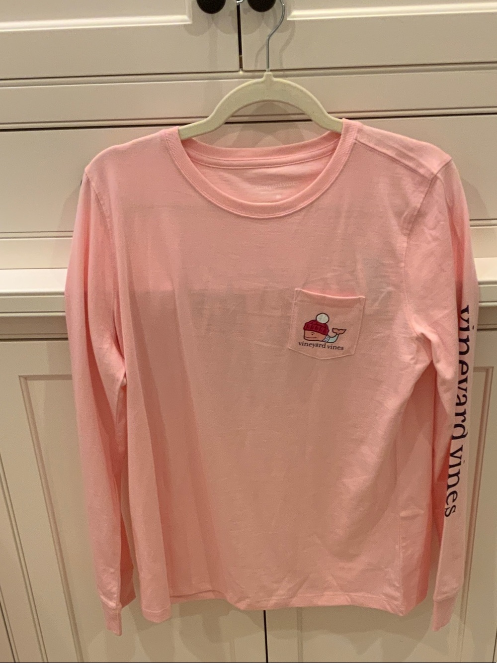 Vineyard Vines Light Pink Long-Sleeve Pocket Tee with Graphic